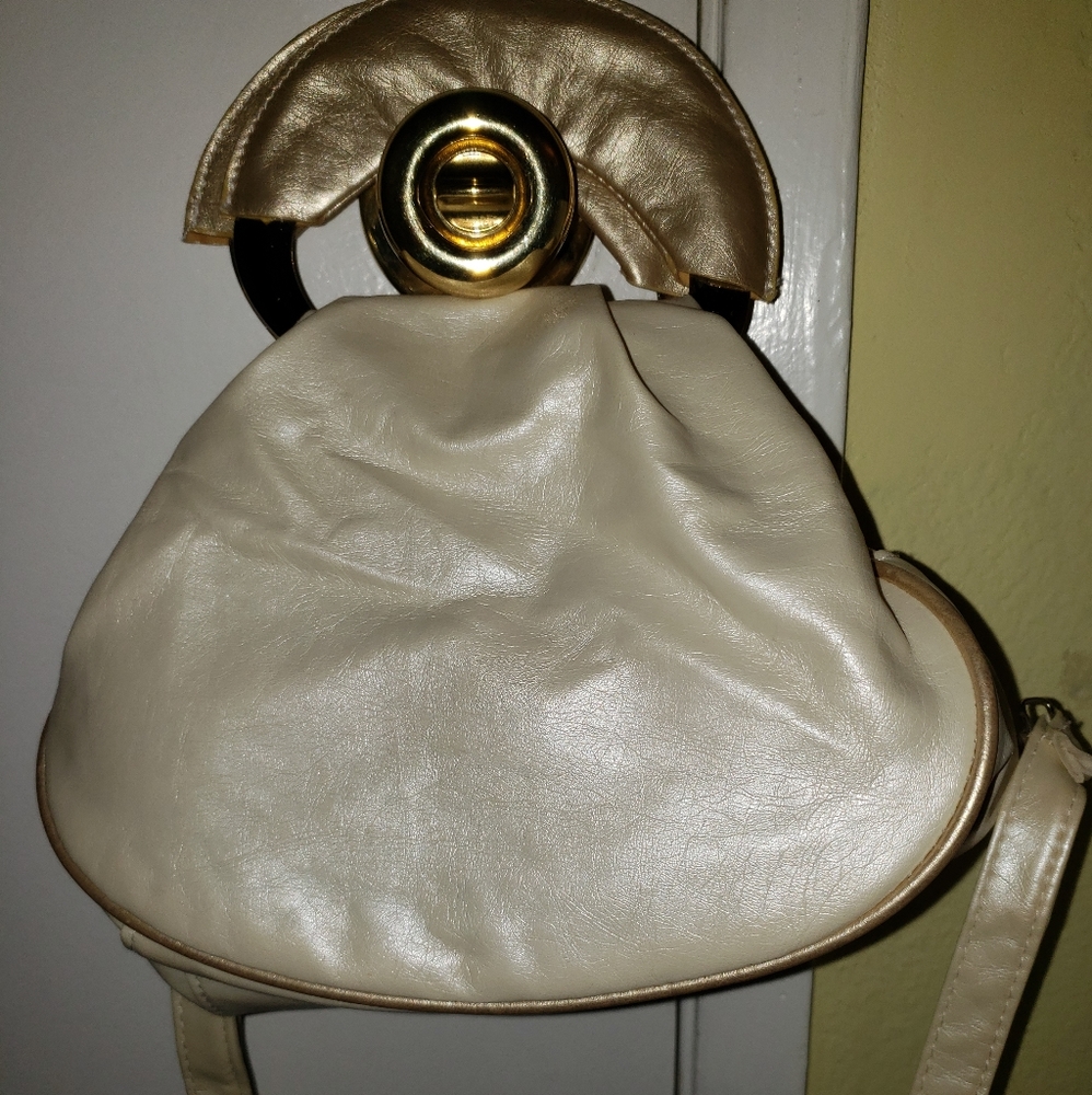 Handbag - Picture 2 of 5
